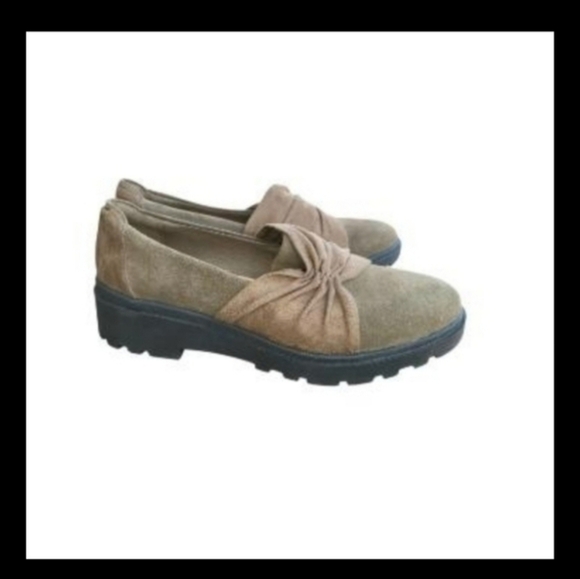 Clarks Shoes - Clarks Olive Brown Slip On Calla Style Loafer Flat Dress Casual Shoe Women 9.5